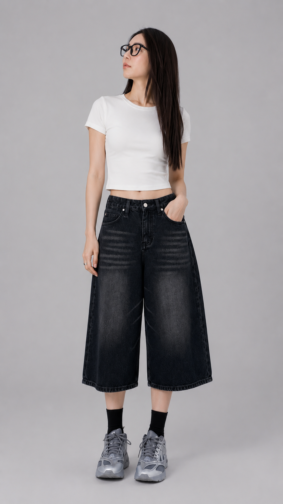 Retro Washed Denim Wide-Leg Shorts